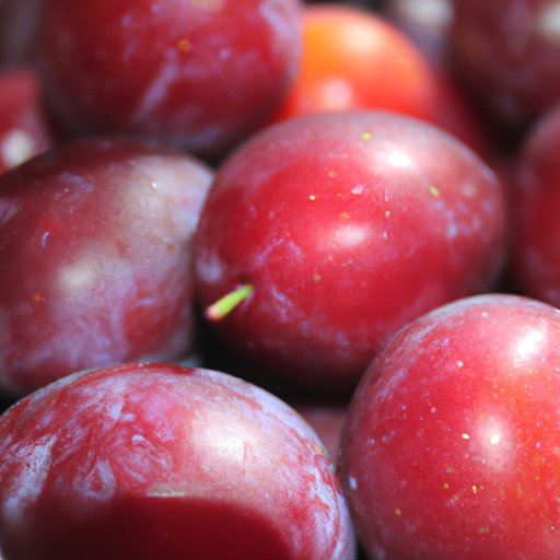How Eating Plums Can Help You Achieve Your Health Goals