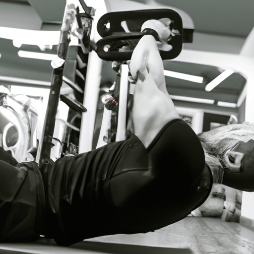 Feature a Fitness Expert Demonstrating Exercises Using the Best Gym Equipment for Abs